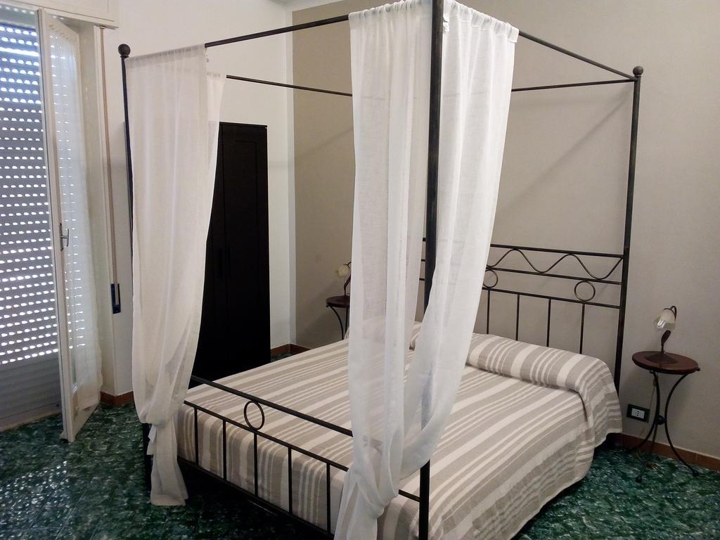 マルサラ Porta Nuova Bed & Breakfast エクステリア 写真
